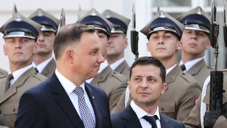 Wołodymyr Zełenski w Warszawie miał się spotkać nie tylko z Andrzejem Dudą, ale też i Donaldem Trumpem
