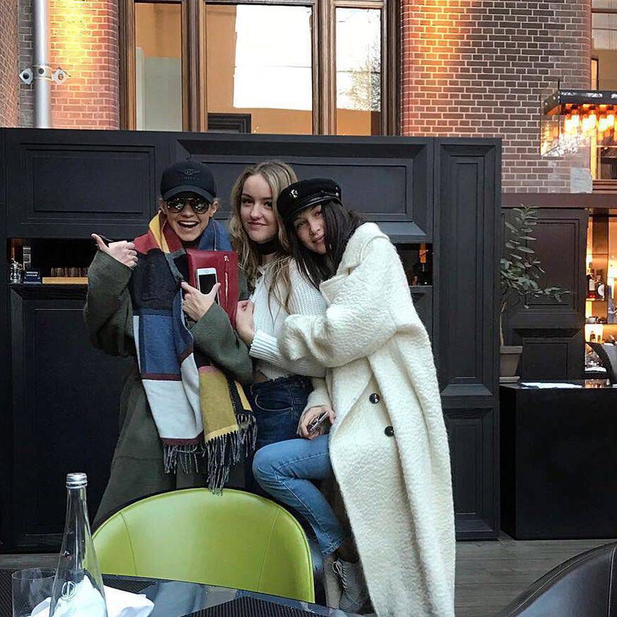 Gigi Hadid, Joann van den Herik i Bella Hadid