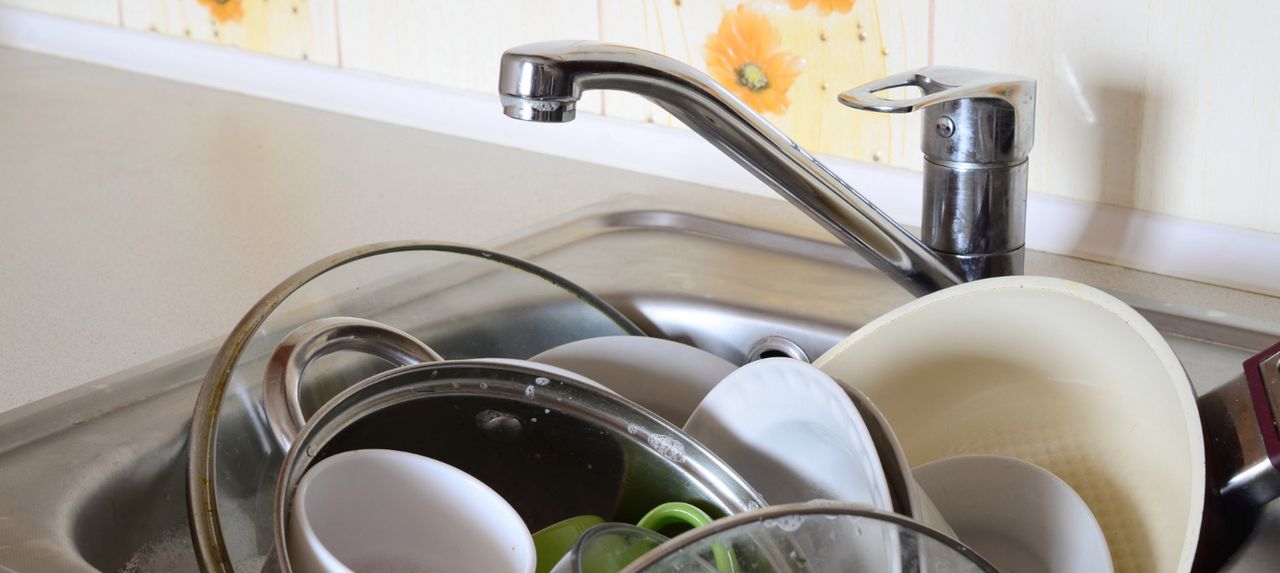 what to replace dishwashing liquid with, photo. Freepik