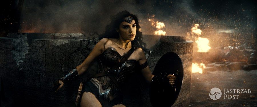 Gal Gadot jako Wonder Woman w filmie "Batman v Superman: Świt sprawiedliwości" (fot. mat. prom.)