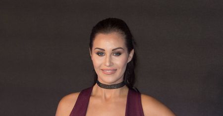 "Ex on the Beach": Chloe Goodman i jej heroiczna walka z dekoltem