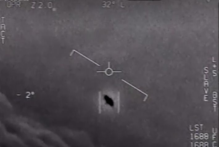 UFO. Marynarka wojenna potwierdza – trzy nagrania UFO są prawdziwe