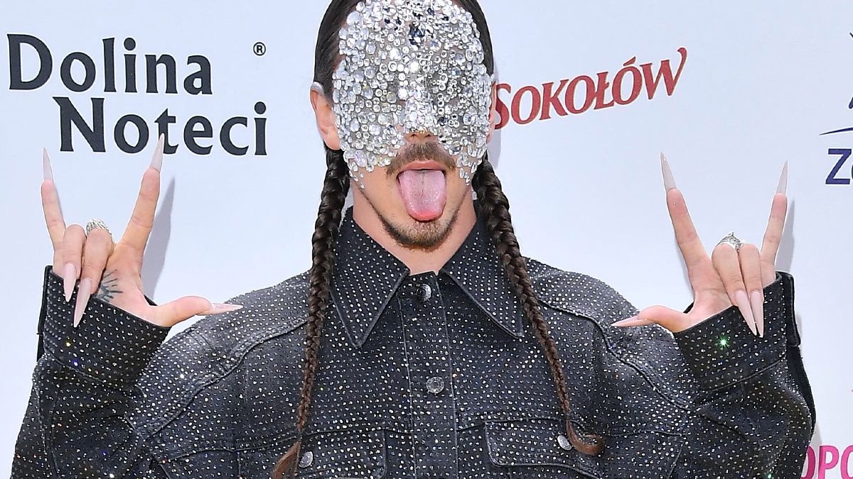 Michał Szpak GO pocałował! Eksperci ostrzegają przed podobnymi zachowaniami