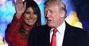 Melania Trump i Donald Trump śliczni jak z obrazka! Takiego świątecznego portretu jeszcze nie mieli! Kreacja Melanii z pewnością przypadnie do gustu Agacie Dudzie!