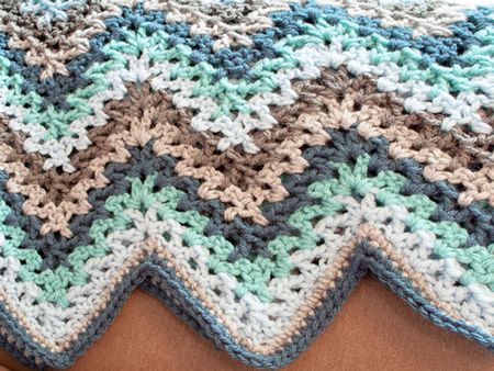 V-stitch Ripple Afghan