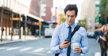 Udają PGE. Uważaj na SMS od oszustów