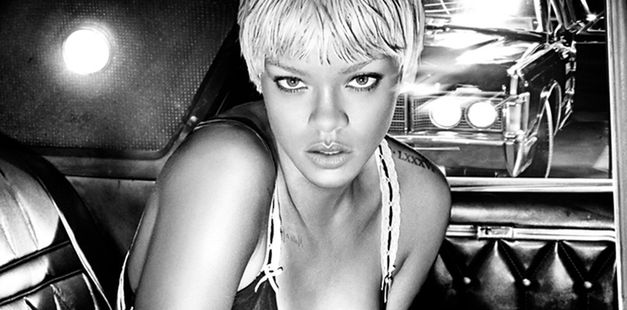 Seksowna Rihanna w wersji blond