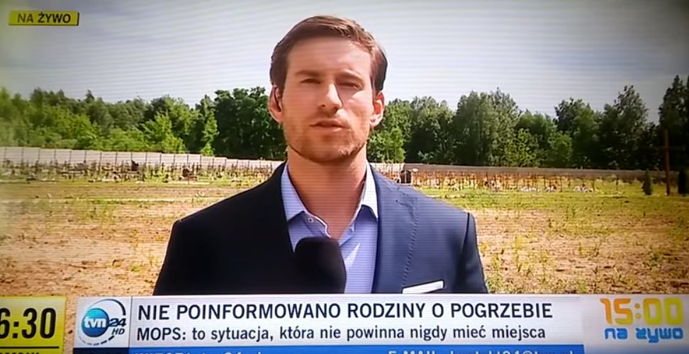 Ta wpadka w telewizji, to już hit sieci. Stres przerósł reportera