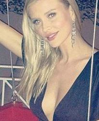 Joanna Krupa: Chwali się idealnymi piersiami!