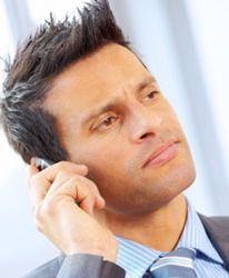 Mimo kryzysu wynagrodzenia rosną