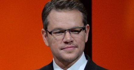 Matt Damon i Mark Wahlberg mają układ