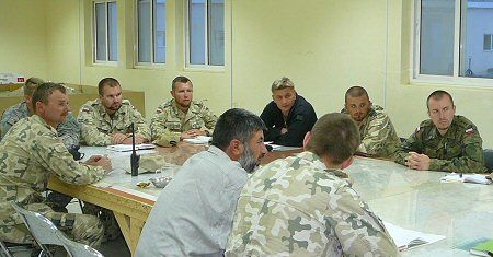 B. wiceminister MON: żołnierze ścigają się o życie