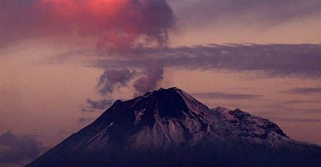 Wulkan Tungurahua ożywił się - 1200 osób ewakuowano