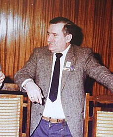 Ponad 1300 zdjęć z archiwum Czesława Kiszczaka