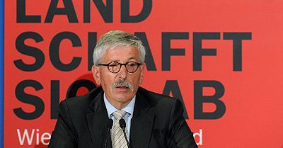 Prezydent wyrzucił go z banku za "groźnych muzułmanów"