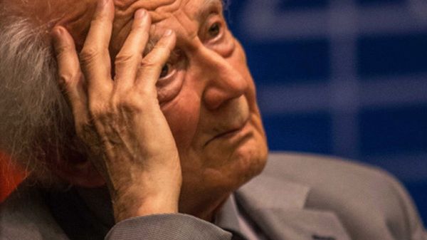 Zygmunt Bauman podczas wykładu we Wrocławiu 22 czerwca