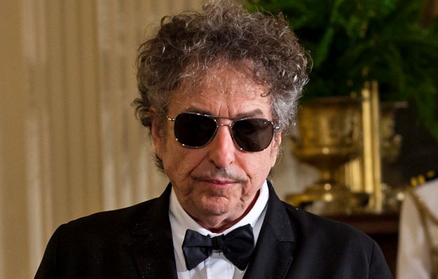 Literacki Nobel dla Boba Dylana. Akademii Szwedzkiej wciąż nie udało się skontaktować z laureatem