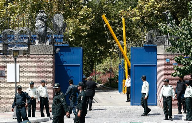 Brytyjska ambasada w Teheranie ponownie otwarta po 4 latach