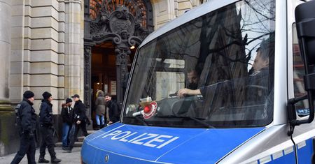 "Sueddeutsche Zeitung": po zamachu służby uznały znajomego Amriego za zagrożenie. Prokuratura: wyłudzał bezprawnie 2,5 tys. euro zasiłku