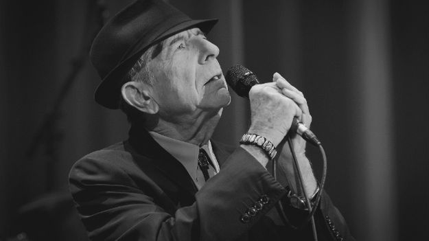 Leonard Cohen nie żyje