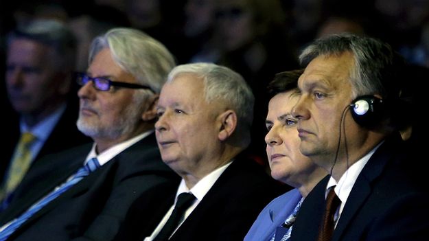 Od prawej: premier Węgier Viktor Orban, premier Beata Szydło, prezes PiS Jarosław Kaczyński i minister spraw zagranicznych Witold Waszczykowski