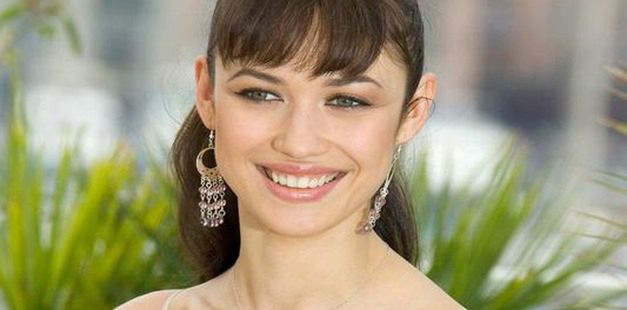 Olga Kurylenko nie wstydzi się nagości