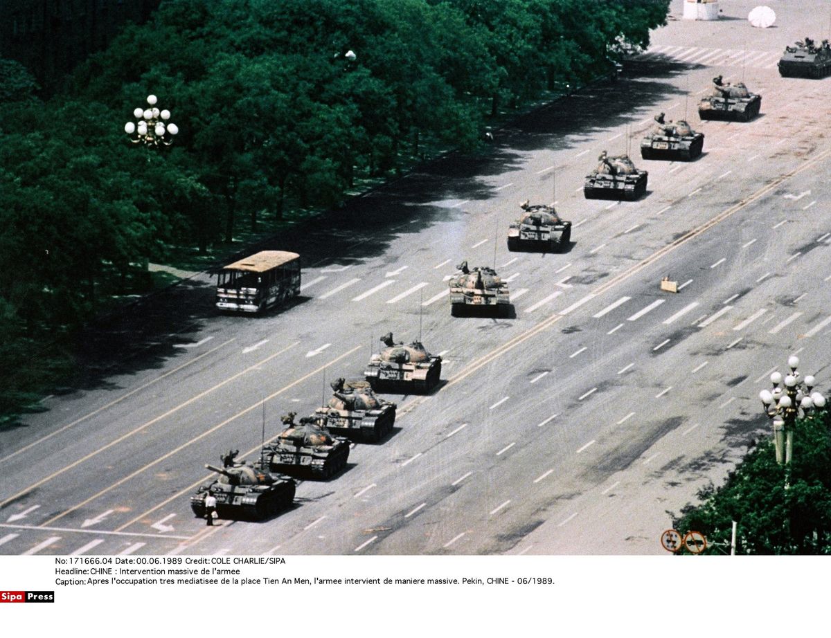 Zmarł Charlie Cole, autor słynnego zdjęcia z placu Tiananmen