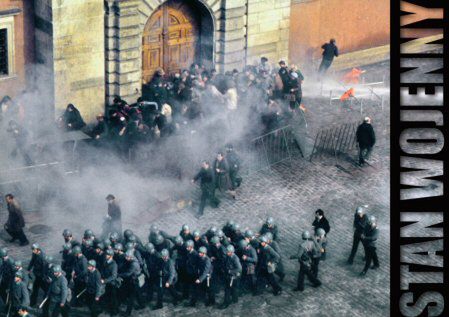 Warszawa, stan wojenny - wystawa plenerowa w stolicy