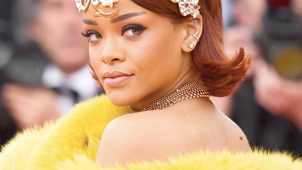 Rihanna pochwaliła się, że jest zakochana. Oj, chyba właśnie wyszło na jaw w kim. Wszystko wydało się na zamkniętej imprezie