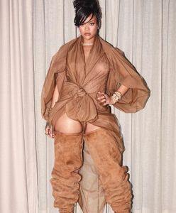 Rihanna dodała sobie strojem kilka kilogramów. Wyglądała fatalnie