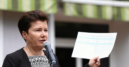 "To nieudolna próba wybielenia urzędników Lecha Kaczyńskiego". Prezydent Warszawy idzie w zaparte