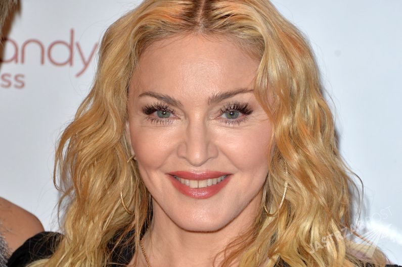 Madonna wystawiła bardzo krytyczną recenzję "50 twarzom Greya"