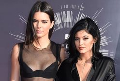 Kylie i Kendall Jenner: dziś są seksownymi gwiazdami, a jeszcze kilka lat temu wyglądały jak dzieci