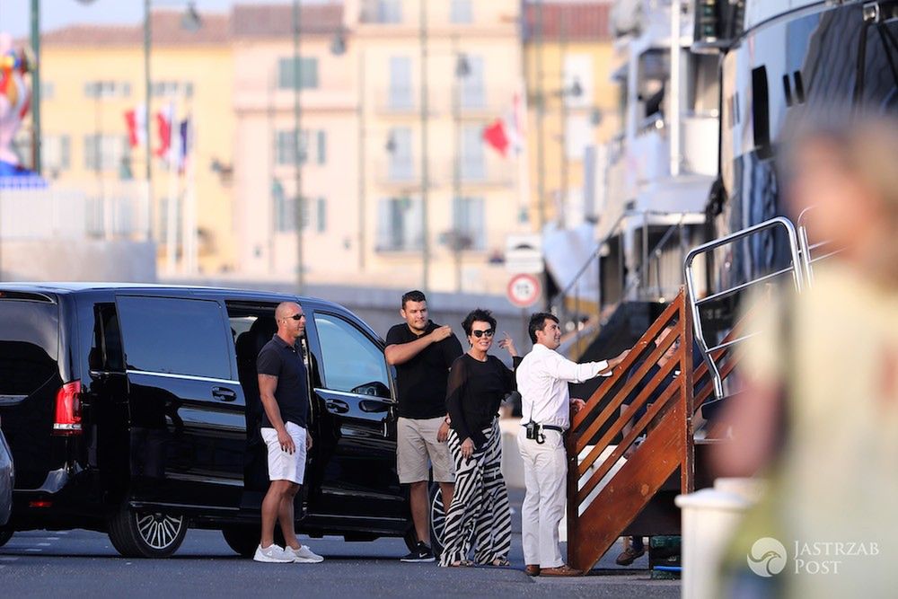 Kris Jenner na zakupach w Saint Tropez
