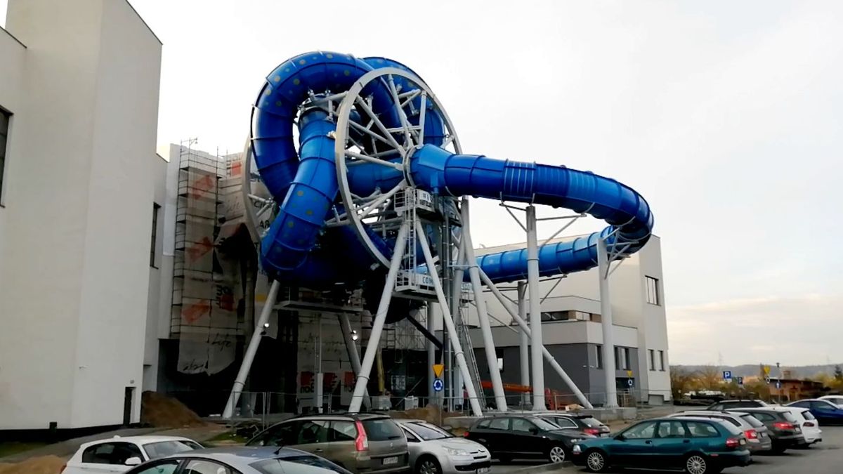 AquaSpinner w parku wodnym Aquapark Reda na kilka tygodni przed otwarciem.