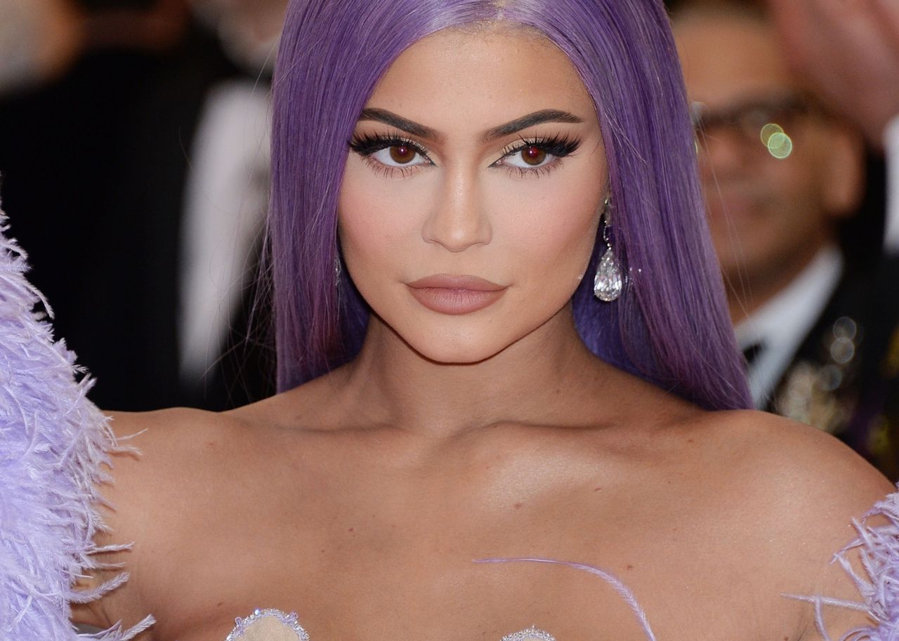 MET Gala 2019. Gwiazdy złamały regulamin imprezy. Wśród nich Kylie Jenner i narzeczony Jennifer Lopez