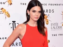 Kendall Jenner na kolejnej okładce Vogue'a