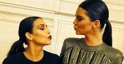 Kim Kardashian i Kendall Jenner w kreacjach Balmain. Jedna piękniejsza od drugiej! [dużo zdjęć]