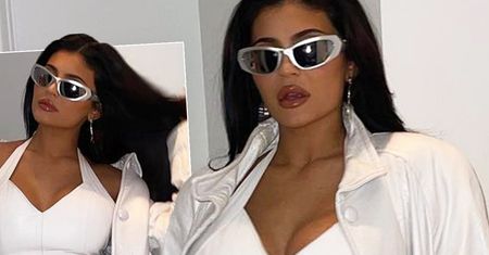 Kylie Jenner ogłosiła ciążę i już szaleje z fotkami. Pierwsza sesja z brzuszkiem jest bardzo HOT!