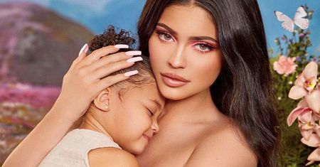 Kylie Jenner uczciła urodziny córeczki z rozmachem – dowiedziało się o nich całe Los Angeles. I nieźle na tym zarobiła