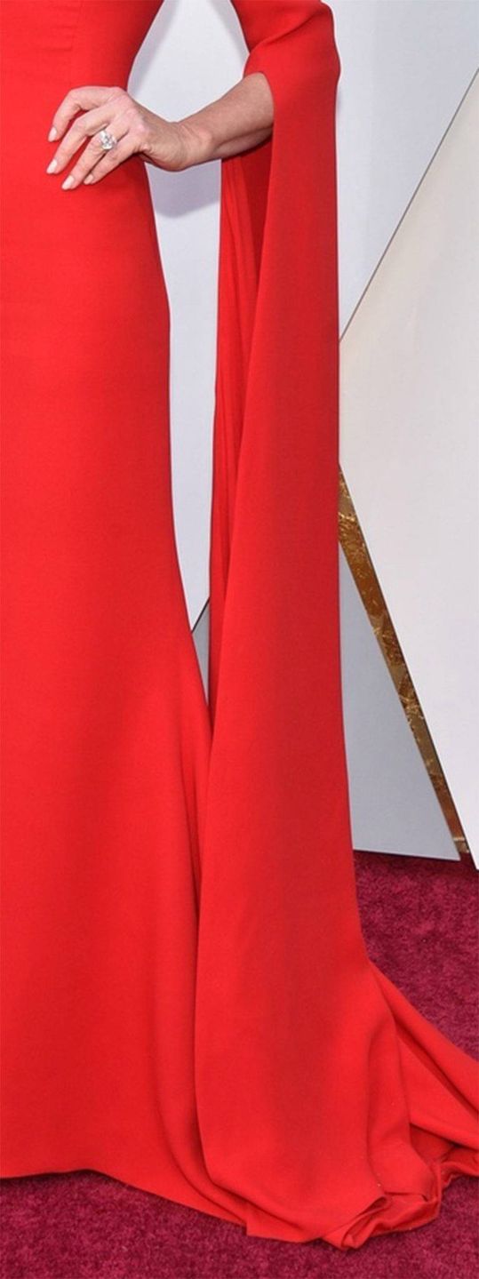 Allison Janney jak Agnieszka Woźniak-Starak – Oscary 2018, kreacja: Reem Acra