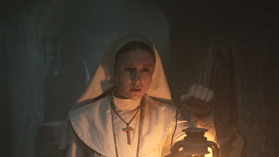 Taissa Farmiga w filmie "Zakonnica"
