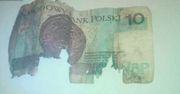"Banknot 10 zł. Pamiątka ze Smoleńska". Bulwersująca aukcja w sieci