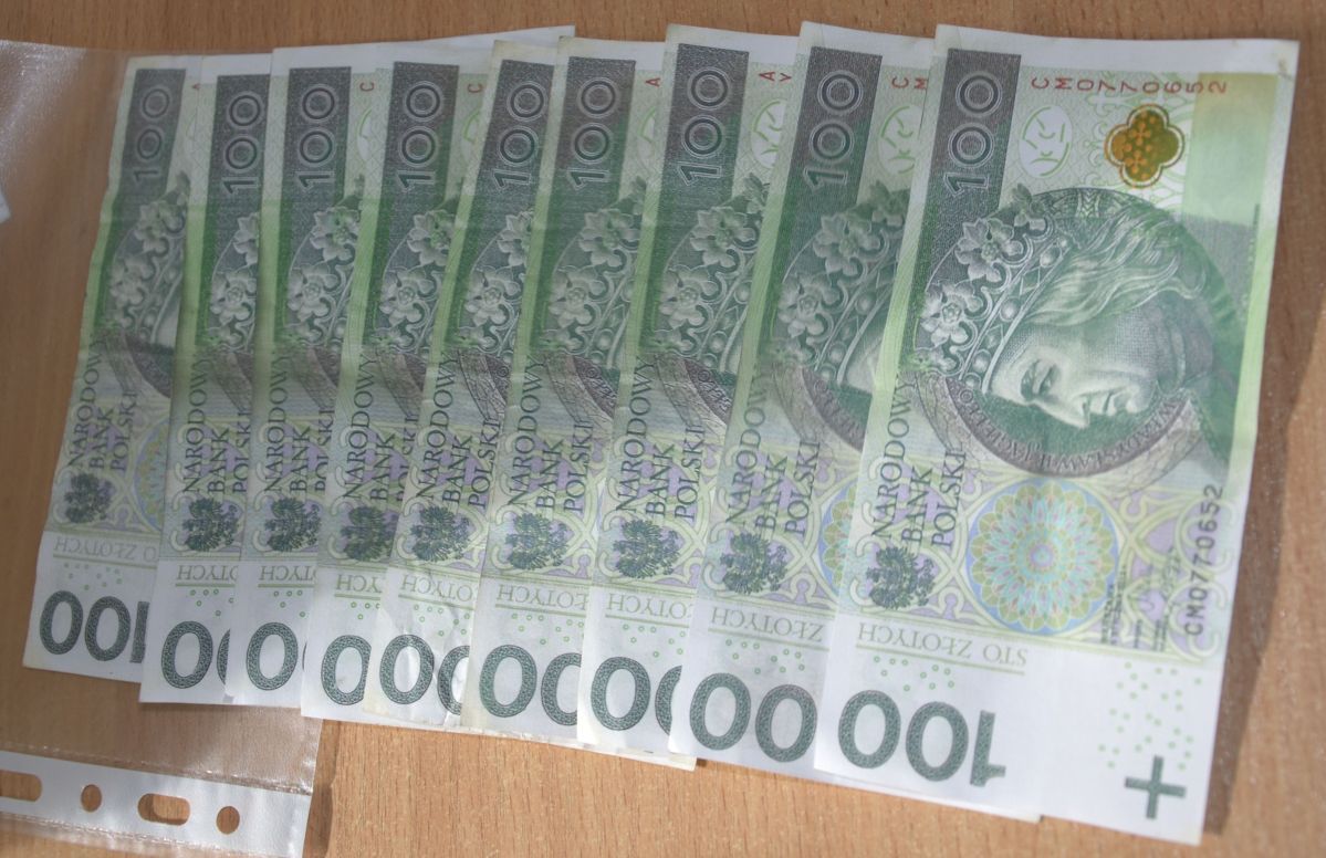 Nie mieli kasy, więc zaczęli ją drukować. Przez kilka dni zdążyli wprowadzić banknoty do obiegu