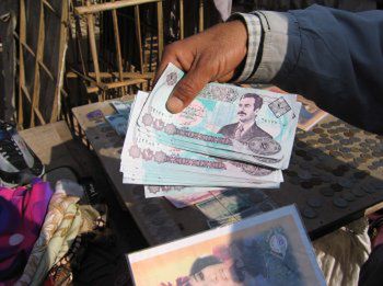Koniec z banknotami z Saddamem