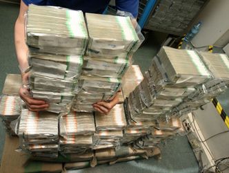 Oprocentowanie obligacji na kolejnym dnie. Oszczędności budżetu będą gigantyczne