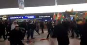 Bijatyka z udziałem 200 osób na lotnisku w Hanowerze. Policja użyła gazu łzawiącego