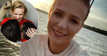 Aneta Zając zrobiła synom sesję o zachodzie słońca. Robert i Michał bardzo wyrośli i pozują dumnej mamie jak profesjonaliści