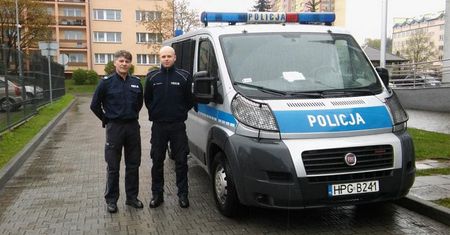 Pościg ulicami Trzebini. Policjanci usłyszeli: "żona rodzi"