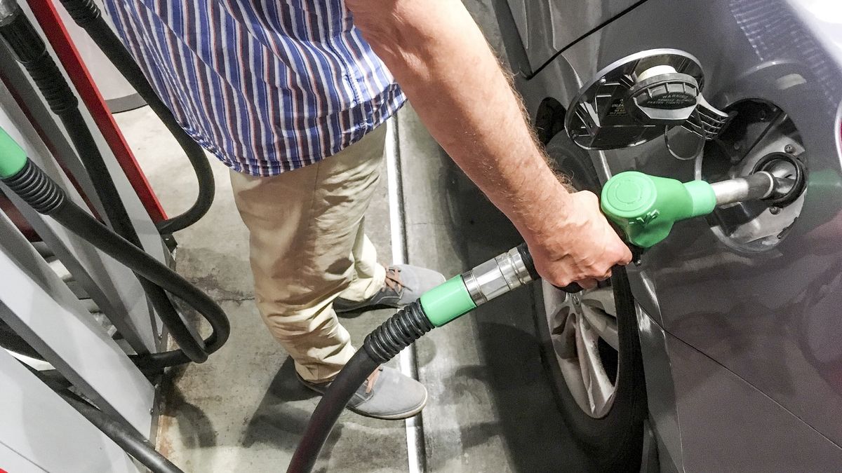 Ceny paliw idą w dół. Sprawdź gdzie jest najtaniej